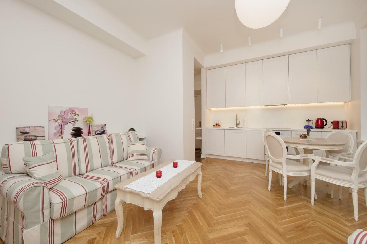 Harju Old Town Apartment Tallinn Dış mekan fotoğraf
